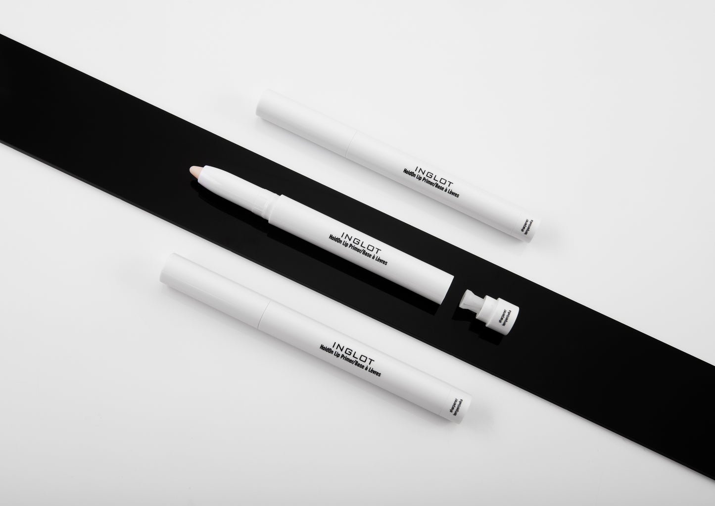 Bāze/praimeris HOLD ON LIP PRIMER